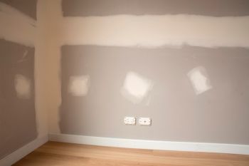 Drywall Repair in Lake Alfred, Florida by Johnny's Painting of Polk County, LLC